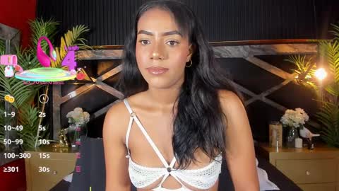 Snapshot of chloetaylorr_ chatting on 03-07-25, 09:06 CHLOE online show from 03-07-25, 09:06