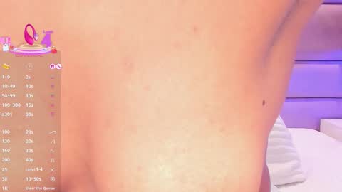 Snapshot of chloetaylorr_ chatting on 09-18-25, 08:44 CHLOE online show from 09-18-25, 08:44