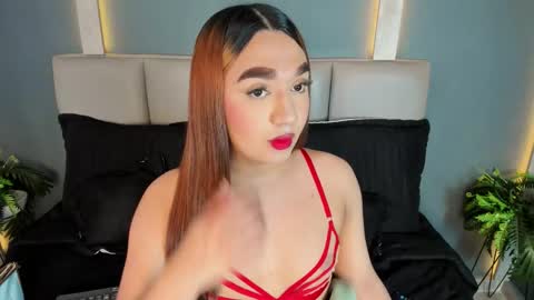 Snapshot of chloevixen_ chatting on 01-08-26, 07:05 chloe vixen online show from 01-08-26, 07:05