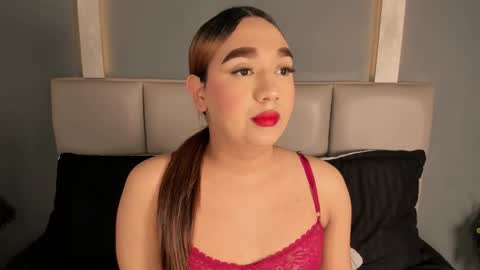 Snapshot of chloevixen_ chatting on 01-11-26, 03:28 chloe vixen online show from 01-11-26, 03:28