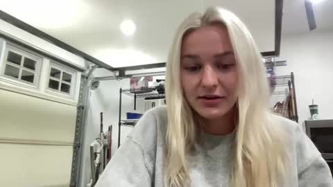 Chloe Babe online show from 01-14-26, 06:30