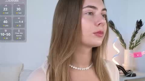 Snapshot of chloi_hes chatting on 09-22-25, 09:11 chloi_hes online show from 09-22-25, 09:11