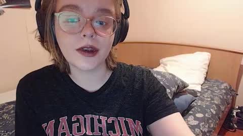 chmiri online show from 11-25-25, 01:44