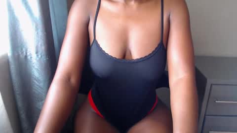 Snapshot of choccoa chatting on 11-24-25, 09:09 Daisy online show from 11-24-25, 09:09