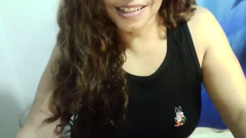 Snapshot of chochohot45 chatting on 12-19-24, 04:45 chochohot45 online show from 12-19-24, 04:45