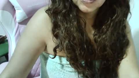 Snapshot of chochohot45 chatting on 02-11-25, 08:37 chochohot45 online show from 02-11-25, 08:37