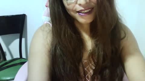 Snapshot of chochohot45 chatting on 02-16-25, 03:37 chochohot45 online show from 02-16-25, 03:37