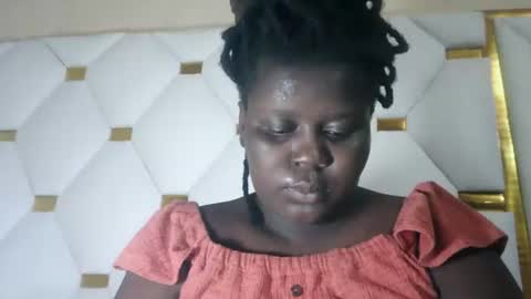 Paula online show from 12-16-25, 06:51