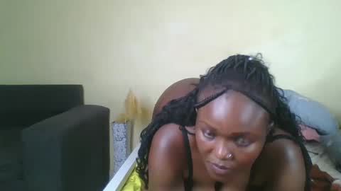 Snapshot of choco_baeb chatting on 01-15-25, 11:43 nei online show from 01-15-25, 11:43