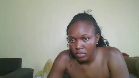 Snapshot of choco_baeb chatting on 01-17-25, 03:12 nei online show from 01-17-25, 03:12