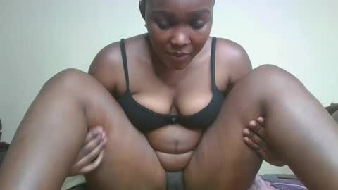 Snapshot of choco_baeb chatting on 01-25-25, 02:47 nei online show from 01-25-25, 02:47