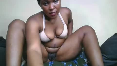 Snapshot of choco_baeb chatting on 02-13-25, 06:38 nei online show from 02-13-25, 06:38