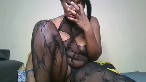 Snapshot of choco_baeb chatting on 02-16-25, 05:37 nei online show from 02-16-25, 05:37