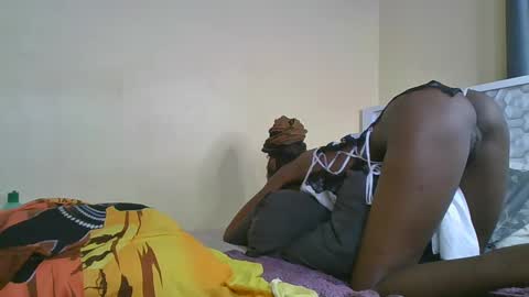 Snapshot of choco_baeb chatting on 03-12-25, 02:56 nei online show from 03-12-25, 02:56