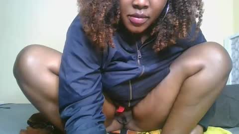 Snapshot of choco_baeb chatting on 09-12-25, 07:03 nei online show from 09-12-25, 07:03