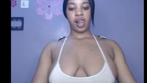 ESTHER online show from 01-31-25, 08:54
