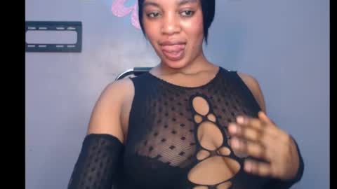 ESTHER online show from 01-31-25, 06:47
