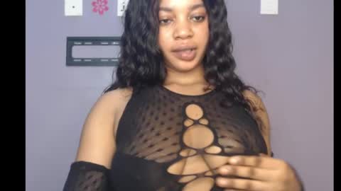 ESTHER online show from 02-09-25, 06:22