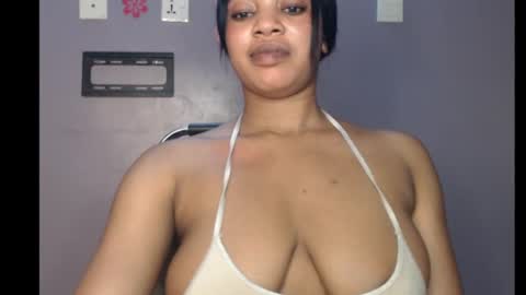 ESTHER online show from 02-20-25, 05:18