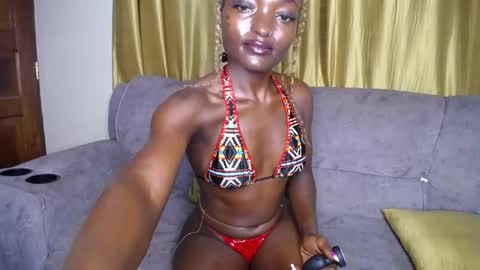 Snapshot of choco_fordaddy chatting on 11-25-25, 04:40 choco_fordaddy online show from 11-25-25, 04:40