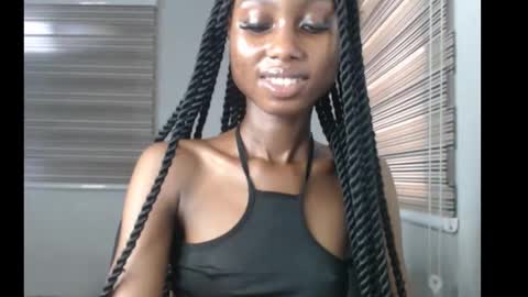 choco_petitqueen online show from 11-26-25, 08:37