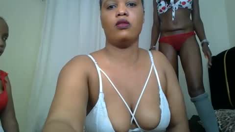 VIOLET online show from 02-14-25, 05:46