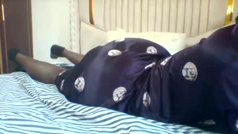 chocobabe002 online show from 11-25-25, 04:56