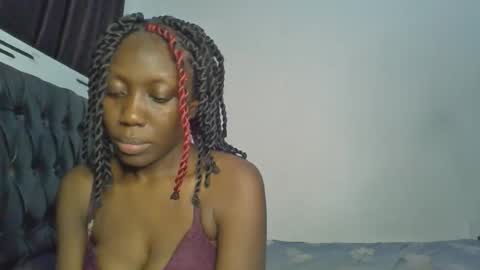 Snapshot of chocobear22 chatting on 11-01-25, 05:04 chocobear22 online show from 11-01-25, 05:04