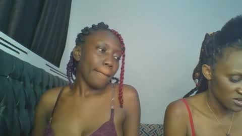 Snapshot of chocobear22 chatting on 11-05-25, 06:41 chocobear22 online show from 11-05-25, 06:41