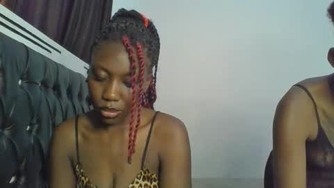 Snapshot of chocobear22 chatting on 11-11-25, 12:05 chocobear22 online show from 11-11-25, 12:05