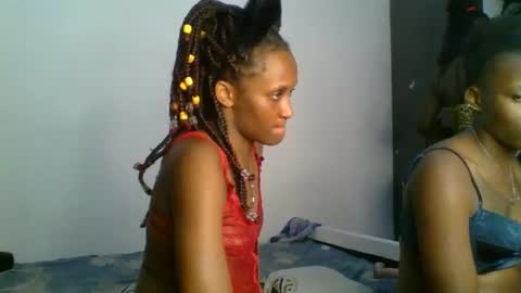 Snapshot of chocobear22 chatting on 11-14-25, 02:43 chocobear22 online show from 11-14-25, 02:43