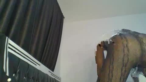 Snapshot of chocobear22 chatting on 11-16-25, 10:48 chocobear22 online show from 11-16-25, 10:48