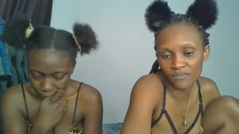 Snapshot of chocobear22 chatting on 11-20-25, 11:32 chocobear22 online show from 11-20-25, 11:32