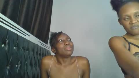 Snapshot of chocobear22 chatting on 11-20-25, 11:37 chocobear22 online show from 11-20-25, 11:37