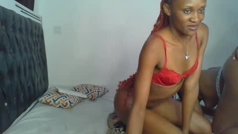 Snapshot of chocobear22 chatting on 11-29-25, 09:18 chocobear22 online show from 11-29-25, 09:18