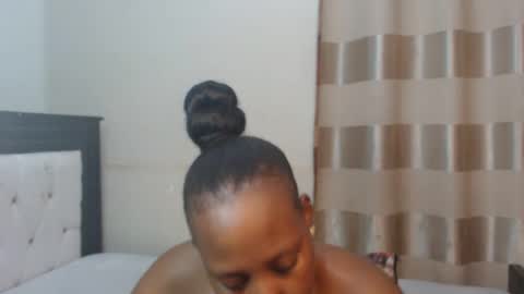 Snapshot of chocolatabig chatting on 11-04-25, 06:23 chocolatabig online show from 11-04-25, 06:23