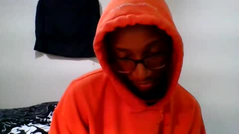 Snapshot of chocolatinhermoso chatting on 01-21-25, 06:55 Chocolatinhermoso online show from 01-21-25, 06:55