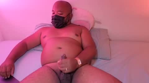 Snapshot of chokelatte chatting on 10-28-25, 10:23 chokelatte online show from 10-28-25, 10:23