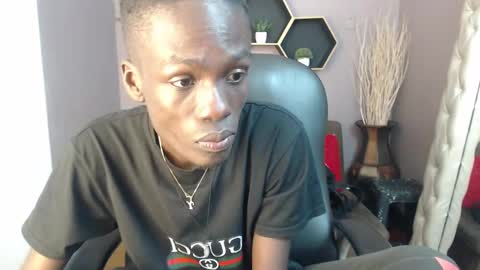 Chombo online show from 12-17-24, 06:31