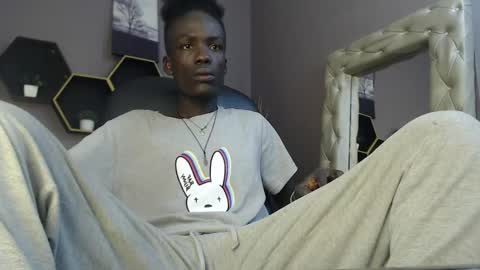Chombo online show from 12-18-24, 06:57