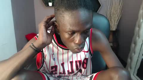 Chombo online show from 12-20-24, 02:41
