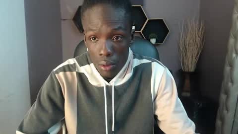 Chombo online show from 12-23-24, 06:48