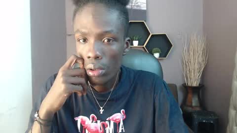 Chombo online show from 12-30-24, 06:38