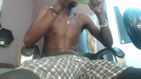 Chombo online show from 01-17-25, 10:55