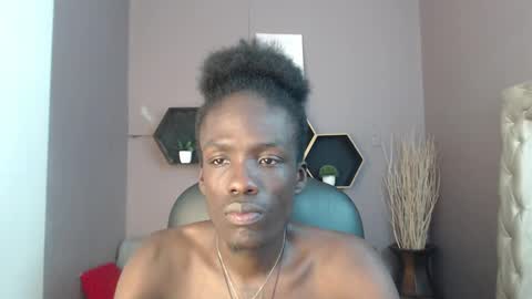 Chombo online show from 01-19-25, 12:06