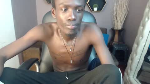 Chombo online show from 01-30-25, 05:19