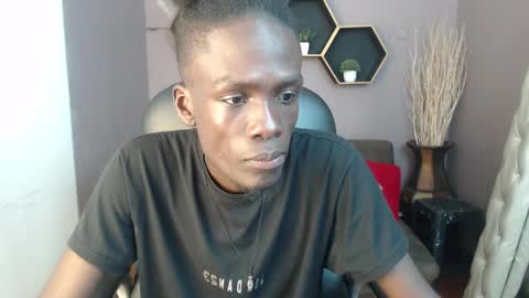 Chombo online show from 02-04-25, 10:54