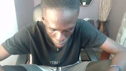 Chombo online show from 02-05-25, 11:17