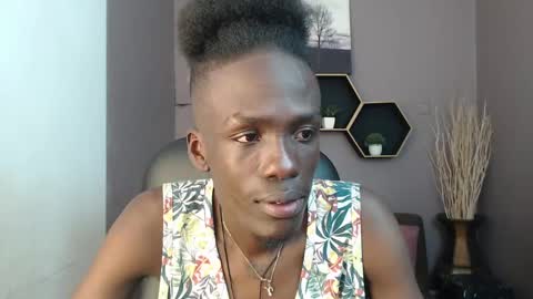 Chombo online show from 02-12-25, 07:56