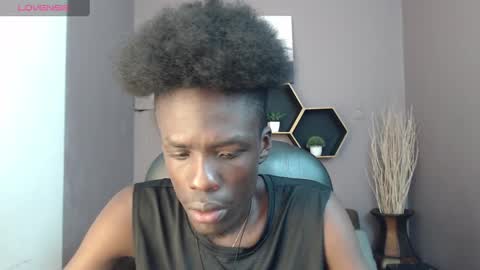 Chombo online show from 02-28-25, 07:03